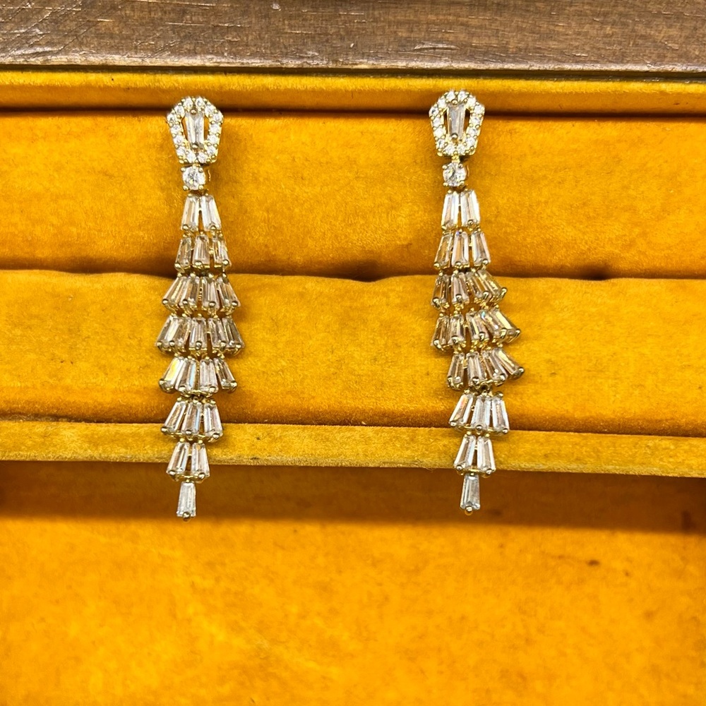 Vintage| Dangle sparkling earrings